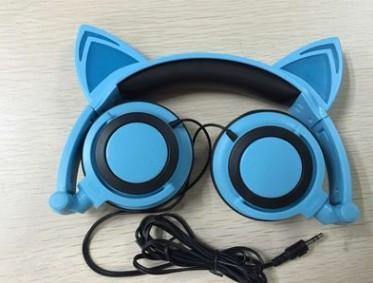 Cat ear head-mounted luminous foldable mobile phone music headset - Gamer Z Paradise