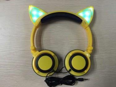 Cat ear head-mounted luminous foldable mobile phone music headset - Gamer Z Paradise