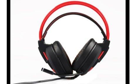 Speed titanium V9 gaming headset headset Internet cafes Internet cafes headset subwoofer U single wire headset headset PC7.1 - Gamer Z Paradise